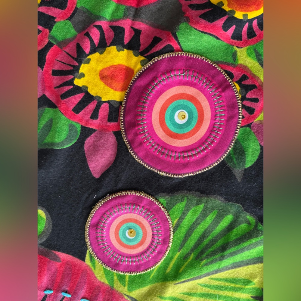 DESIGUAL Floral Print Sequin Embroidered Asymmetric Long Sleeve XS Tunic Top NEW - Picture 6 of 11